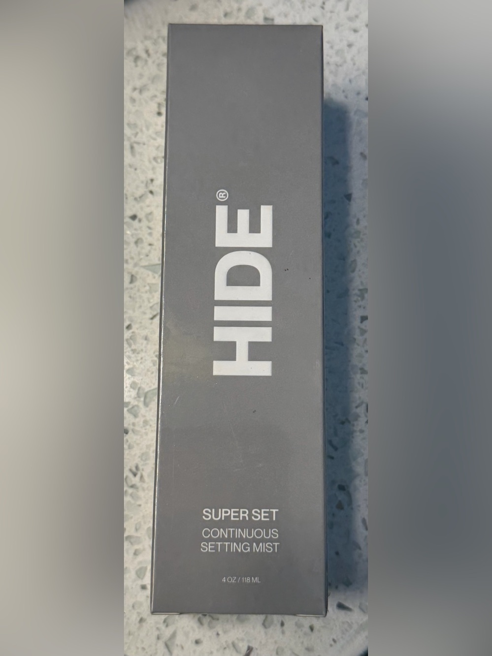 HIDE SUPER SET Continuous Setting Mist - Extends Makeup